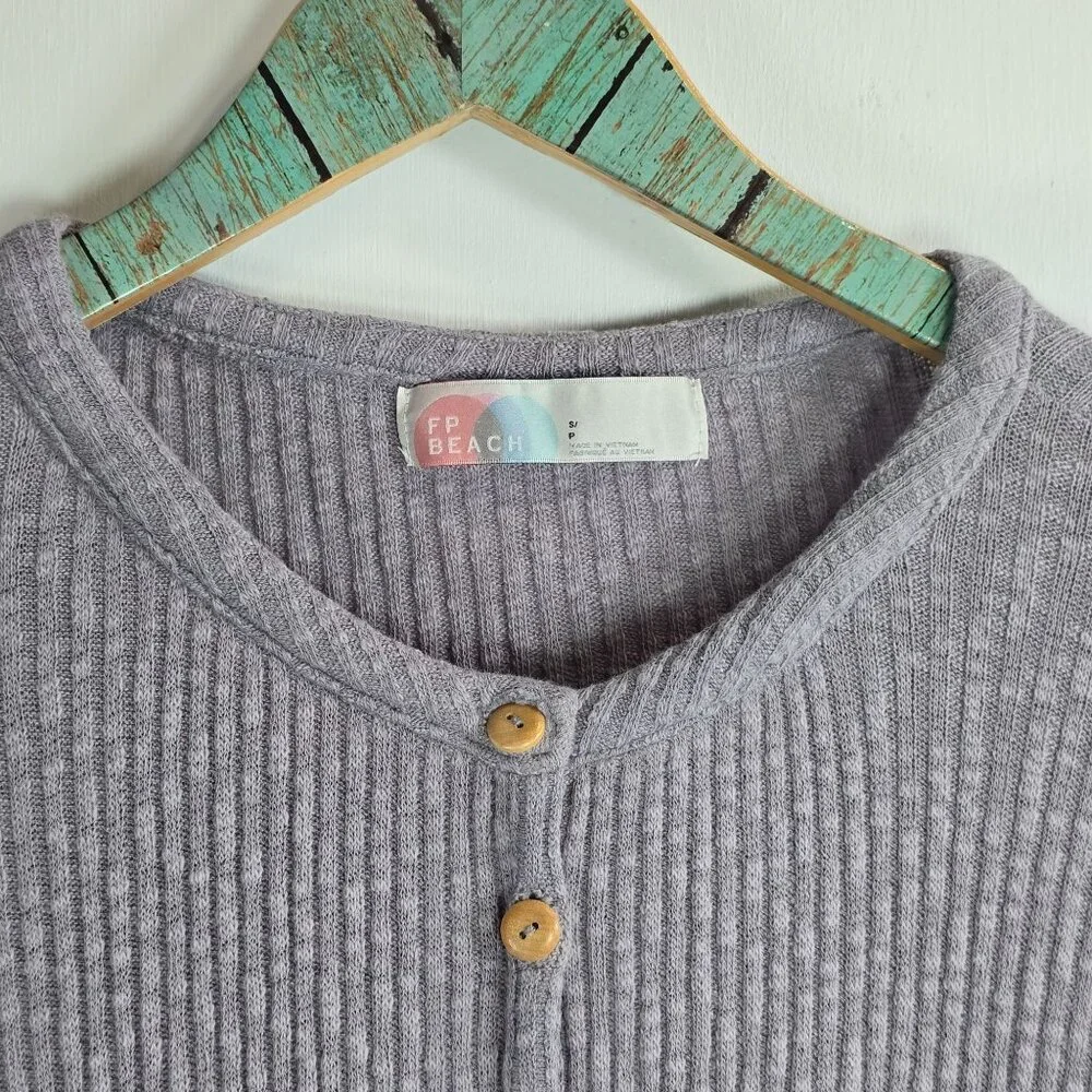 Free People Beach Oversized Assym, Thermal Waffle Knit 3/4 Length Slv Top, Lg - Picture 5 of 7